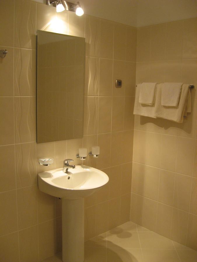 Bed and Breakfast Dvorac Fantast Becej Экстерьер фото