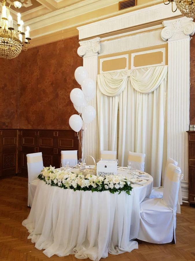 Bed and Breakfast Dvorac Fantast Becej Экстерьер фото